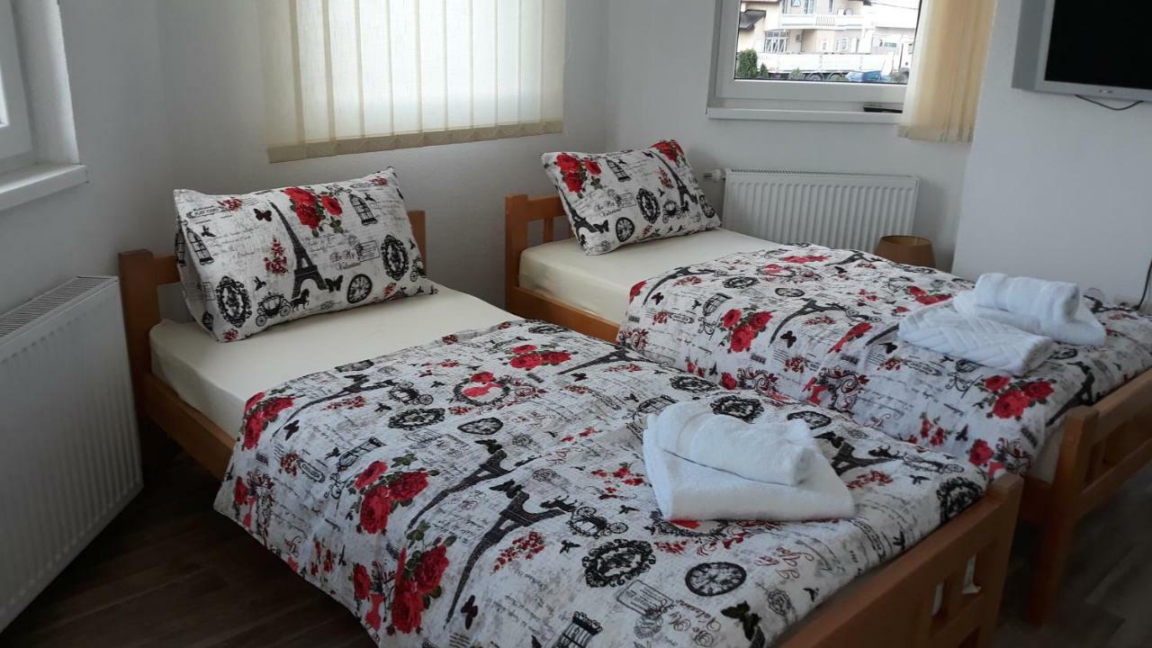 Apartments&Rooms Mido Visoko Exterior foto